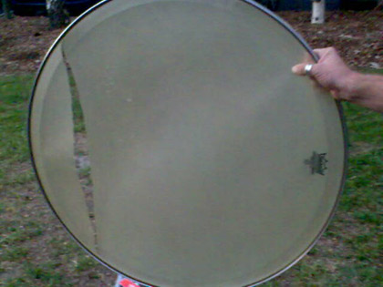 Evidence of broken timpani skin