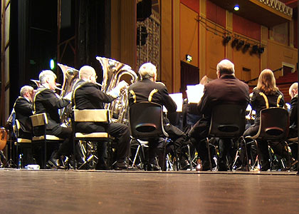 Mossley fills the hall with sound
