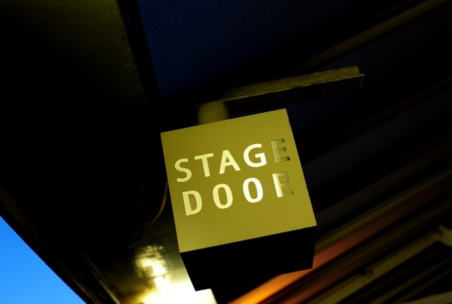 Stahge door