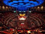 Lit in
blue, acoustic diffusing discs hang from the roof of the Hall